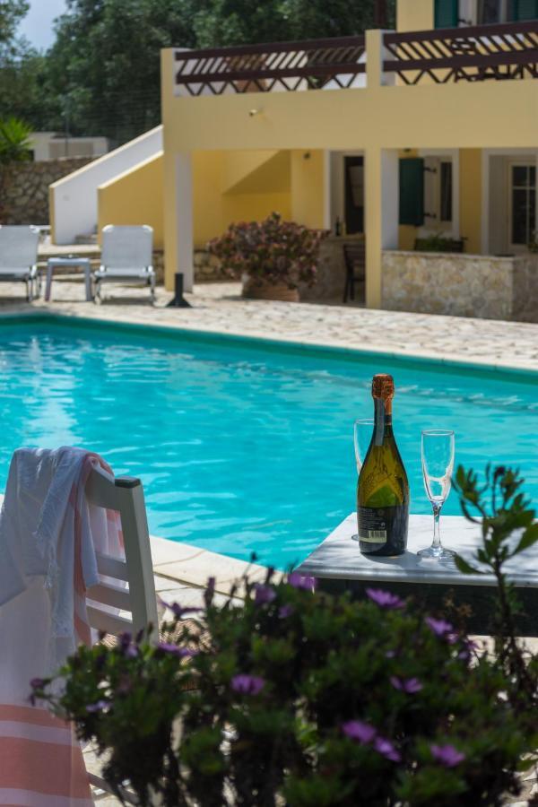 Villa Elaia Suites & Apartments No.2 Gaios Exteriör bild